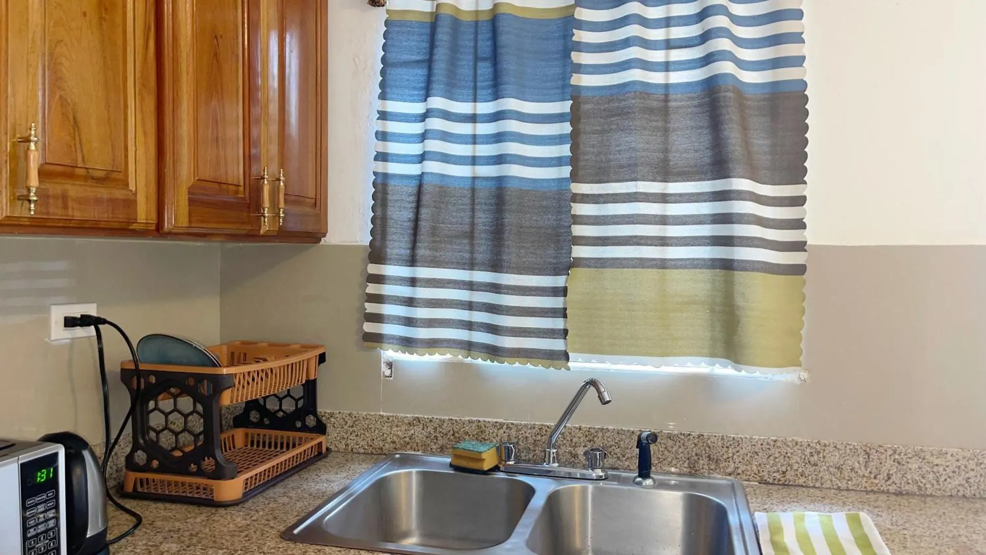 Skyline Suites Villa And Spa Μοντέγκο Μπέυ Πανσιόν